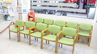 日生薬局　駒込店の待合スペース