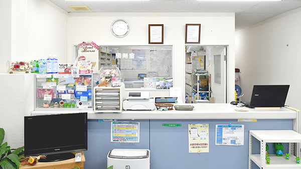 トモエ薬局の受付/カウンター