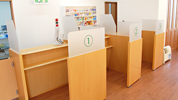 薬局タカサ　うるいど店の受付/カウンター