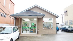 薬局タカサ　第２畑沢店の外観