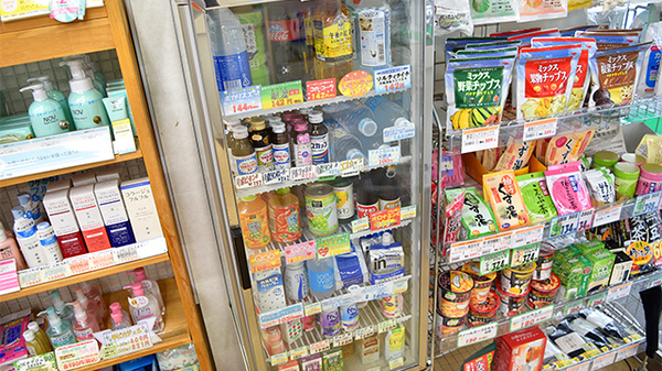 薬局タカサ　幕張マリンフォート店の飲食物