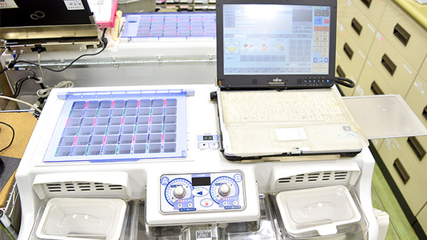 薬局タカサ　市川若宮店の調剤器具