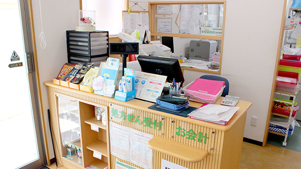薬局タカサ　黒砂台店の受付/カウンター