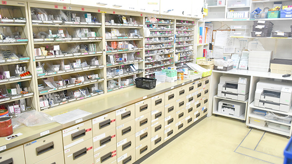 東住吉カイセイ薬局の調剤室