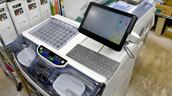 ファルコ薬局　湖東店の調剤器具