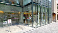 ファルコ薬局 四条烏丸店の外観