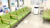 ファルコ薬局 松尾橋店の待合スペース