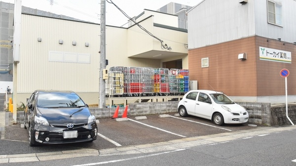 トーカイ薬局　名東店の駐車場