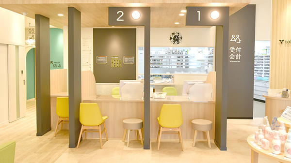 トーカイ薬局　ウェルネス小牧店の受付/カウンター