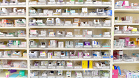 小林薬局佐古木支店の薬棚