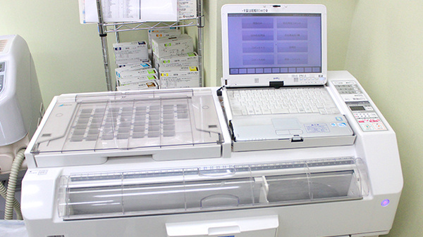 日生薬局　新若松町店の調剤器具
