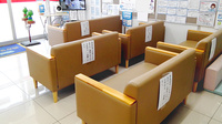 ウエルシア薬局　小川町店の待合スペース