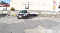 佐野薬局の駐車場