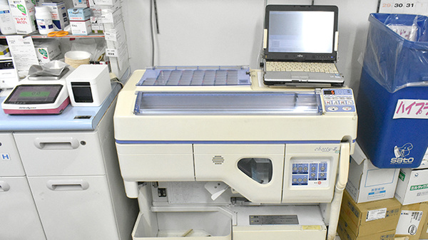 宇野薬局の調剤器具