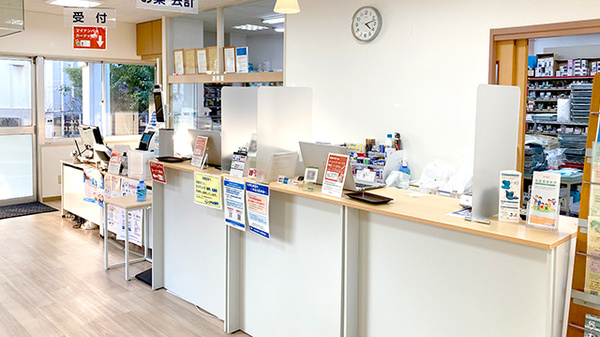 かもめ薬局日赤病院店の受付/カウンター