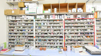 かもめ薬局　下手野店の薬棚