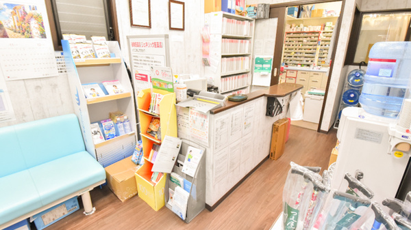平安調剤薬局の受付/カウンター
