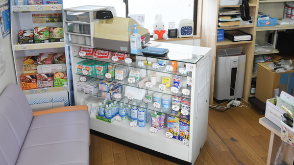 調剤薬局しづの受付/カウンター