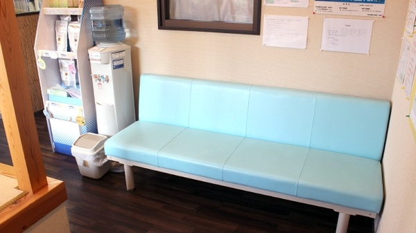 調剤薬局あけぼのの待合スペース