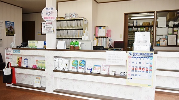琵琶湖さざなみ薬局の受付/カウンター