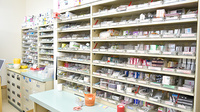 ライフ調剤薬局　魚住店の薬棚