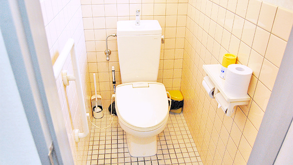 なんごく薬局のお手洗い