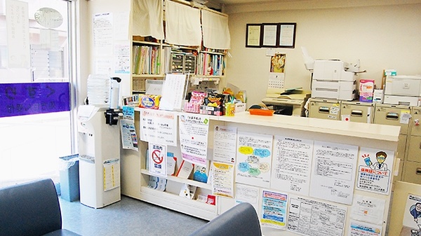 高知調剤薬局 ひじま店の受付/カウンター