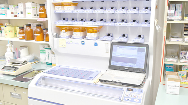 高知調剤薬局田井店の調剤器具