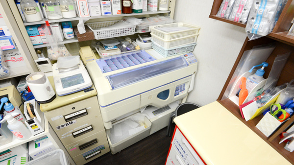 調剤薬局マリーン　河原町店の調剤器具