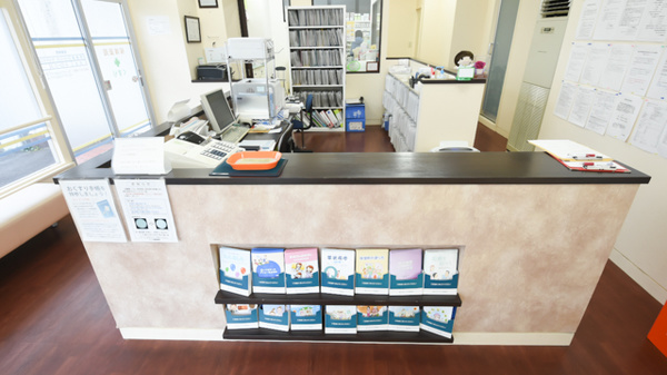 ピュア調剤薬局の受付/カウンター