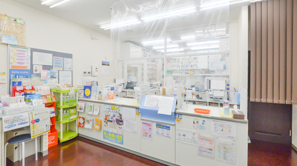 ココカラファイン薬局　アゼリア店の受付/カウンター
