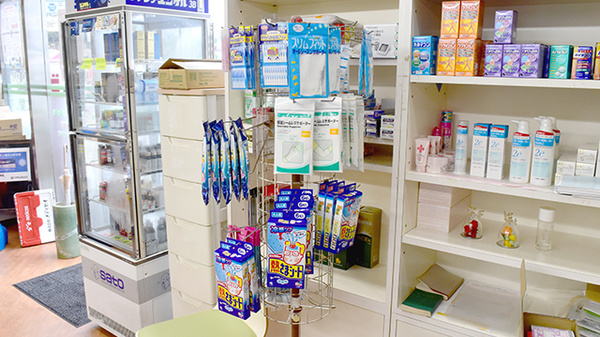 赤あんど薬局の雑貨品