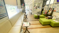 東淀川薬局　柴島店の待合スペース