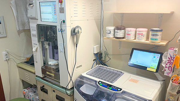 北天神薬局　天六店の調剤器具