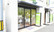 法円坂薬局　尼崎店の入口