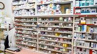 ドラッグセイムス東日暮里薬局の薬棚