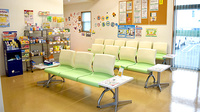 南山堂薬局　浜北平口店の待合スペース