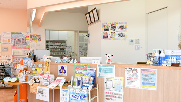 ふれあい薬局　彦根駅前の受付/カウンター