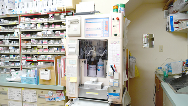 かいてき調剤薬局　平井店の調剤器具