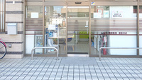 スマイル調剤薬局　東佐古店の入口