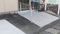 スマイル調剤薬局　ししくい店の入口