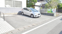 スマイル調剤薬局　さつき店の駐車場