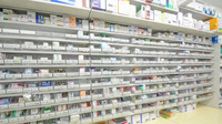 スマイル調剤薬局　池田店の薬棚