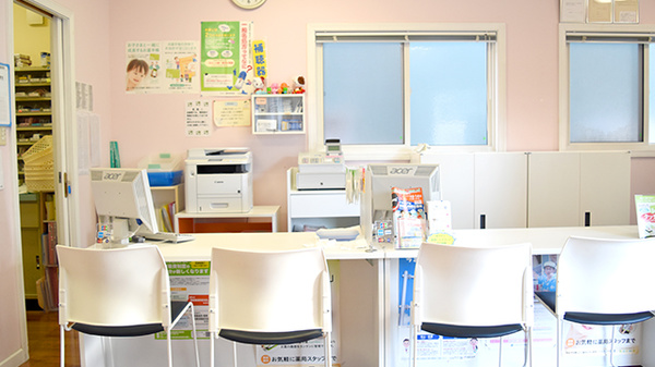 マロン薬局の受付/カウンター