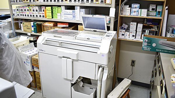 ドラッグセイムス　中神駅北口薬局の調剤器具