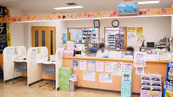 セイムス 桶川若宮薬局の受付/カウンター