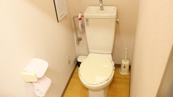 セイムス大通薬局のお手洗い