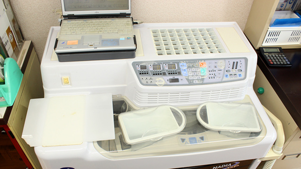 セイムス大通薬局の調剤器具