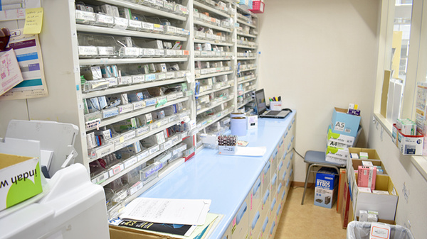 セイムス戸越平塚薬局の調剤室