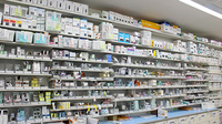 コクミン薬局武蔵境店の薬棚